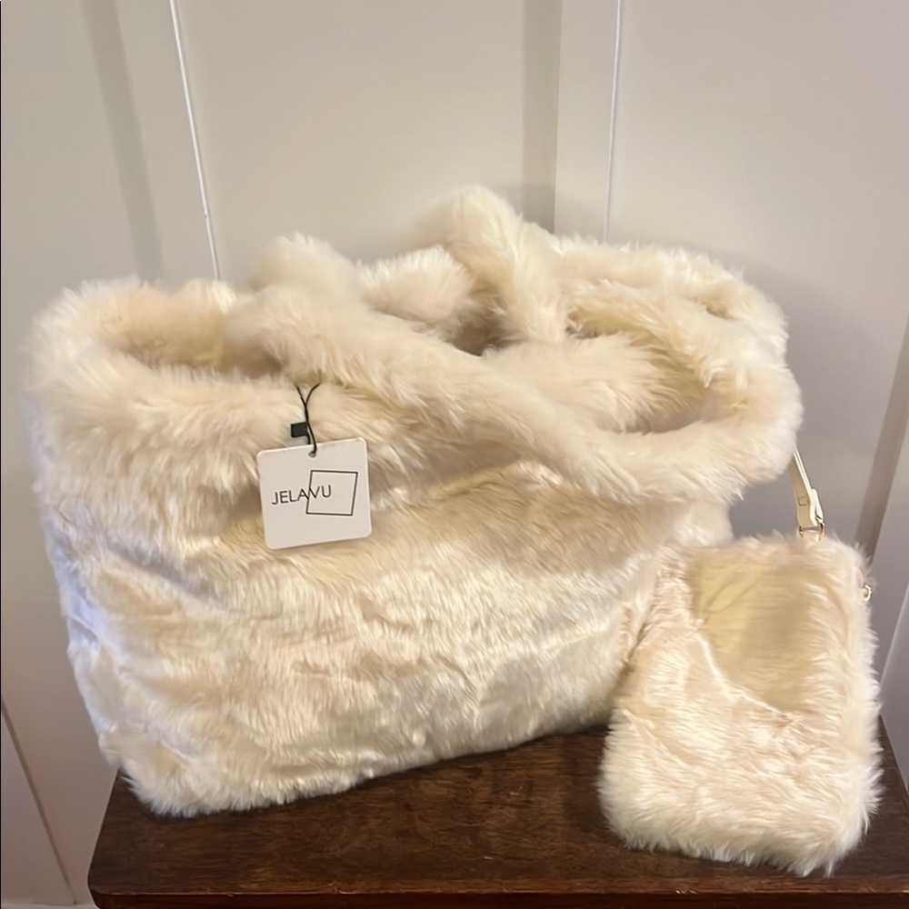 Chic Cream Faux Fur Shoulder Bag Set